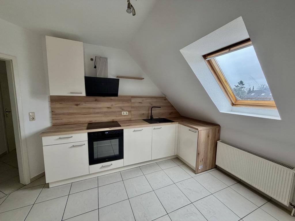 Charmante Dachgeschosswohnung mit Südbalkon und viel Platz zur Entfaltung - Foto 2