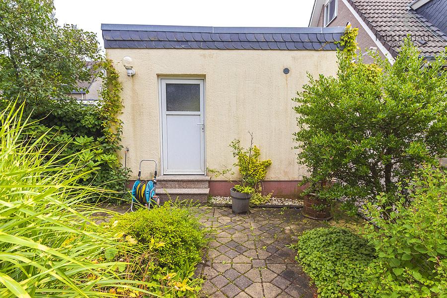 Die Garage ermöglich Ihnen einen direkten Zugang zum Haus