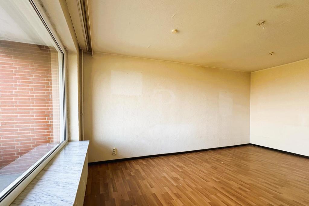 Wohnzimmer mit Panoramafenster