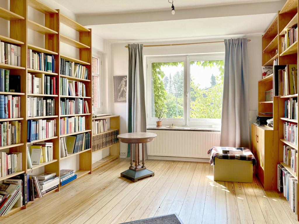 Arbeitszimmer