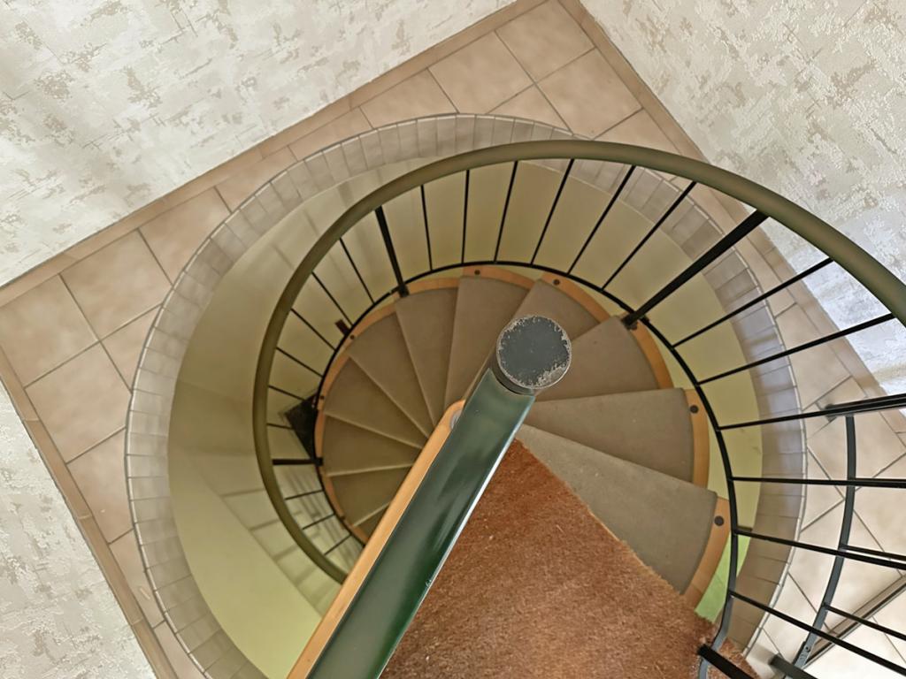 Treppe zum Souterrain