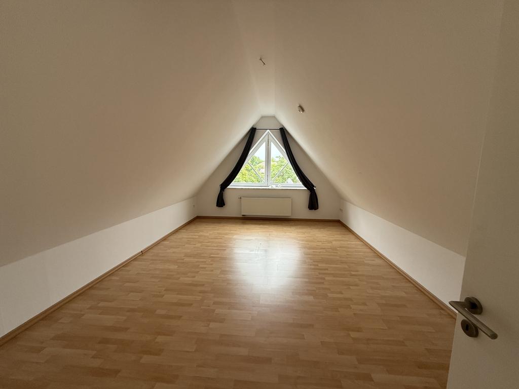 Helle Dachgeschosswohnung mit modernem Flair in Stadtlohn! - Foto 5