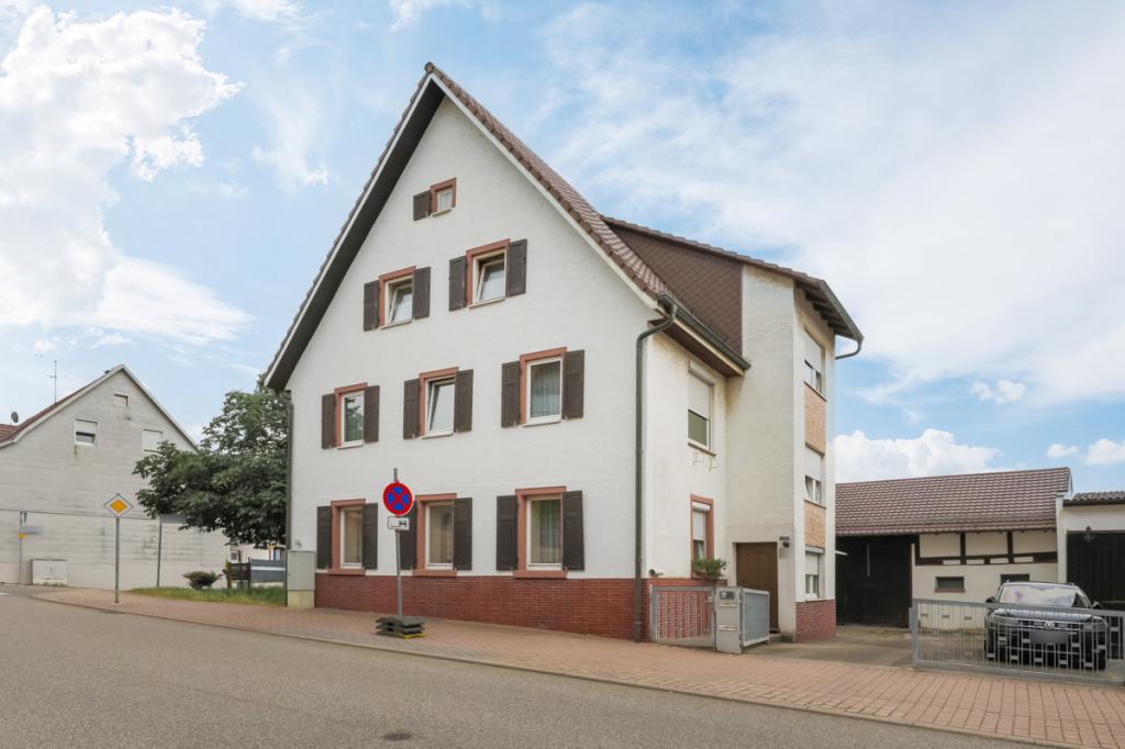 Straßenansicht