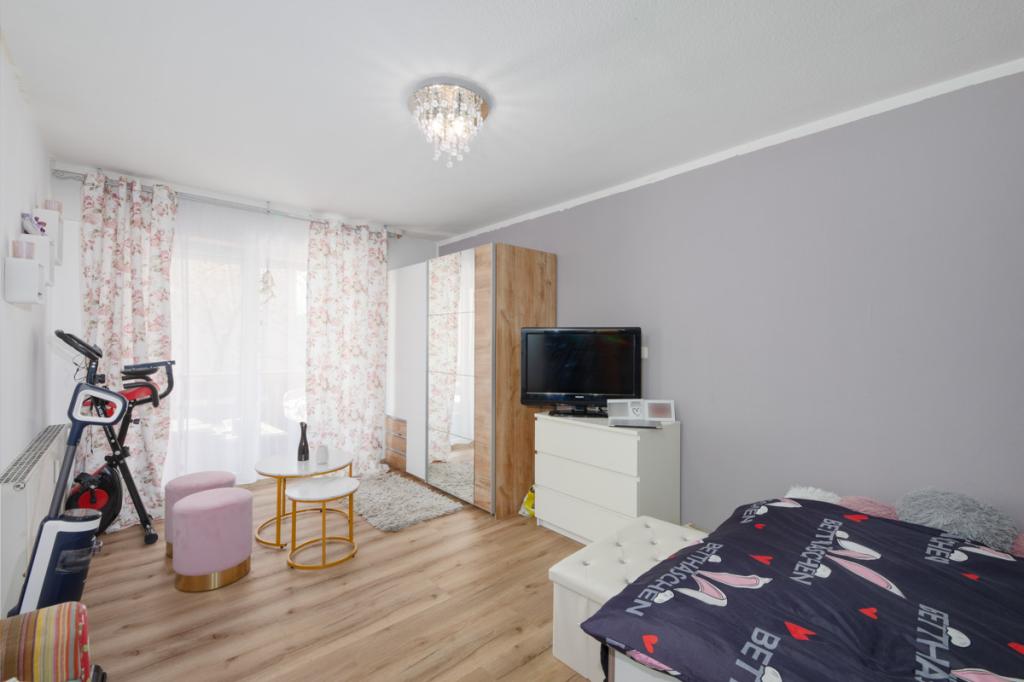 Schlafzimmer EG 21