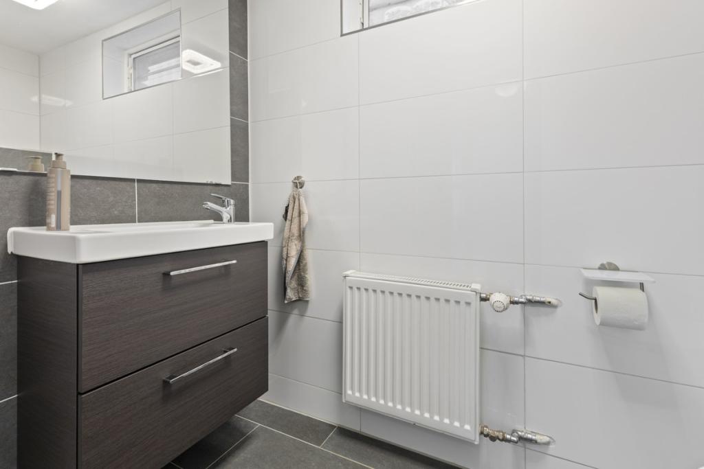 Gäste-WC im UG