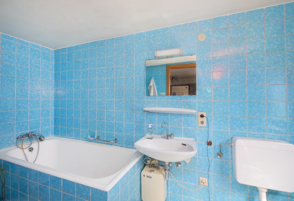 Badezimmer EG