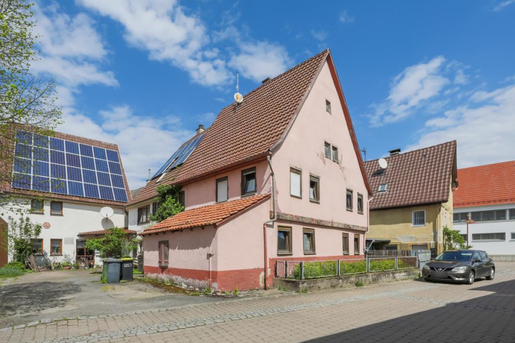 Straßenansicht