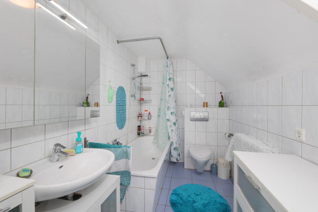 Badezimmer DG