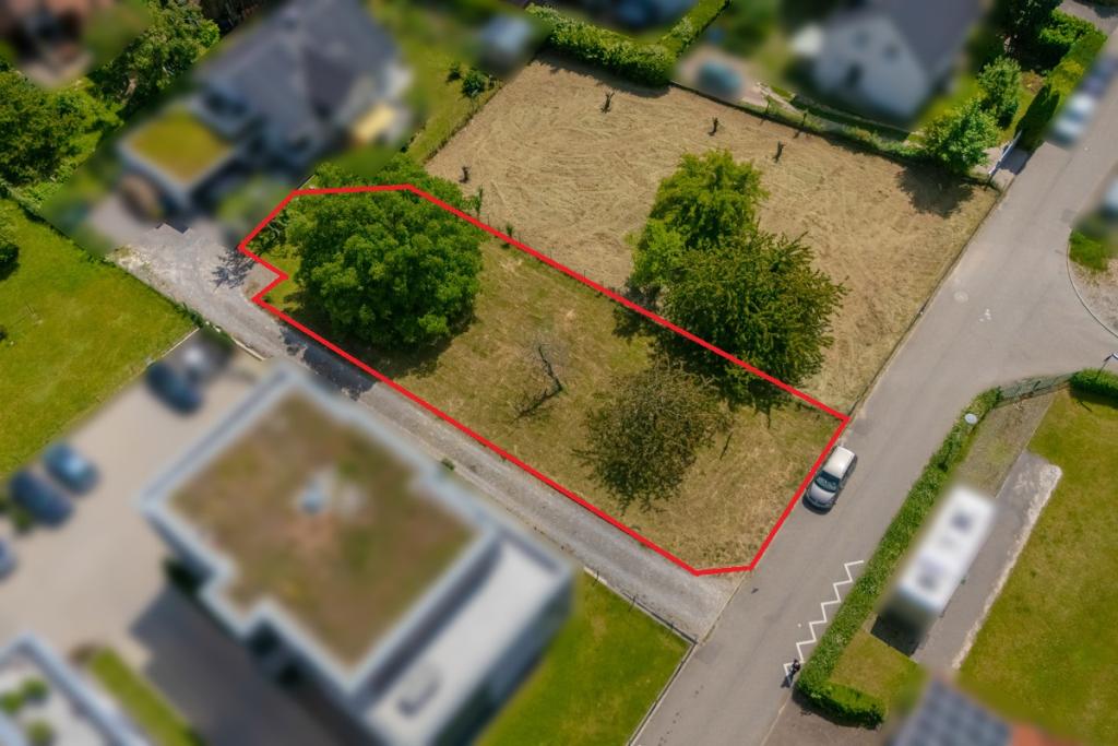 Luftbild - die Grenzlinien sind skizziert und können von den tatsächlichen etwas abweichen!