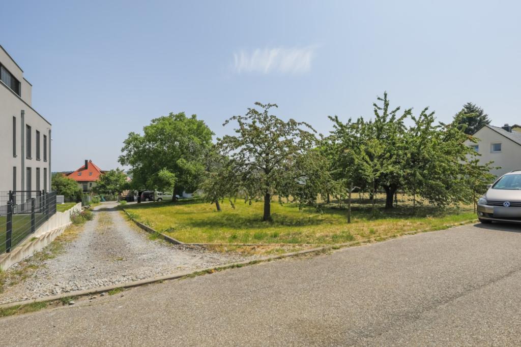 Straßenansicht