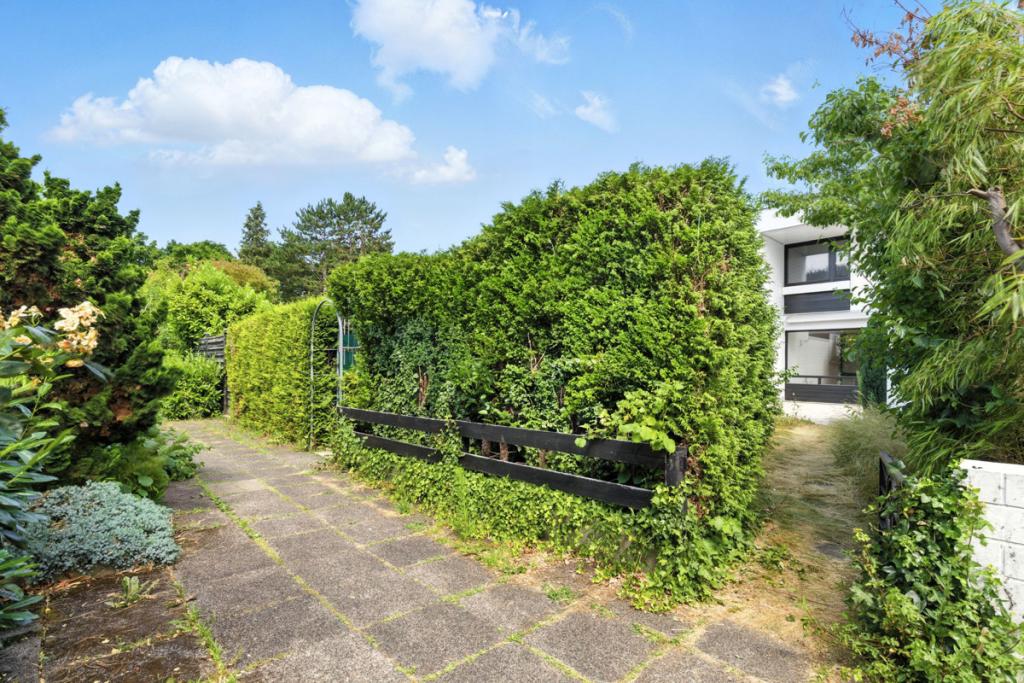 Zuweg Garten