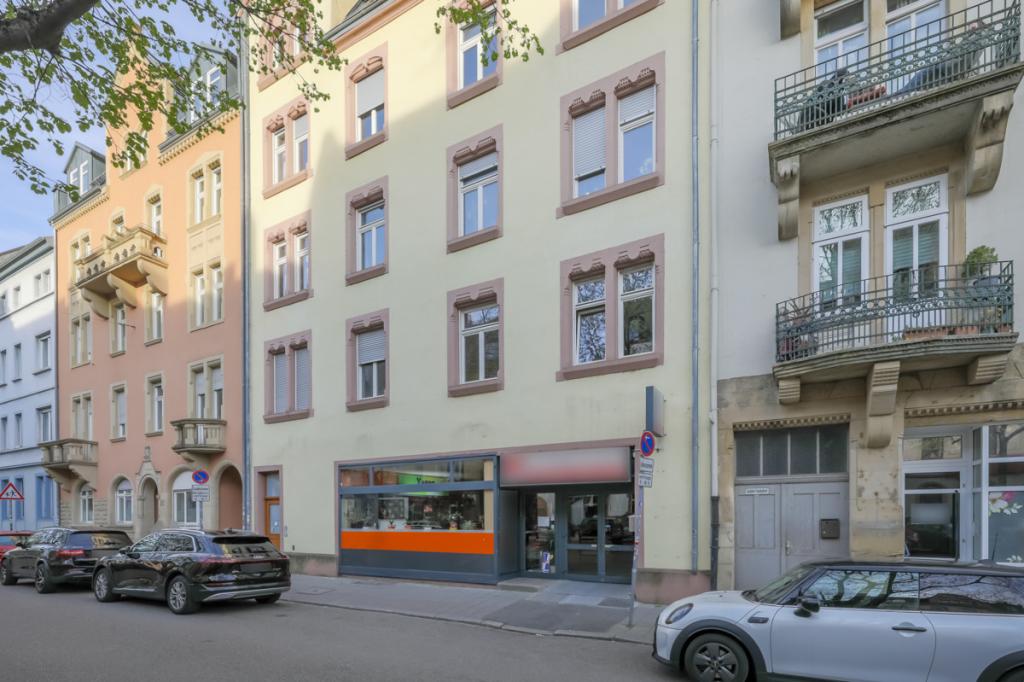 Straßenansicht