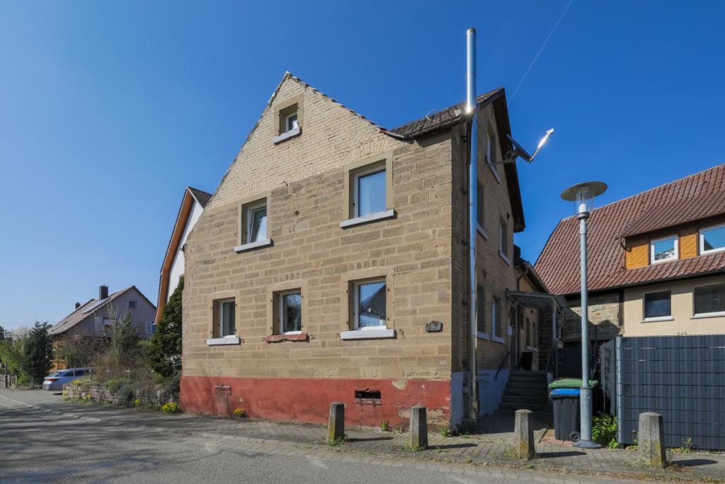 Straßenansicht