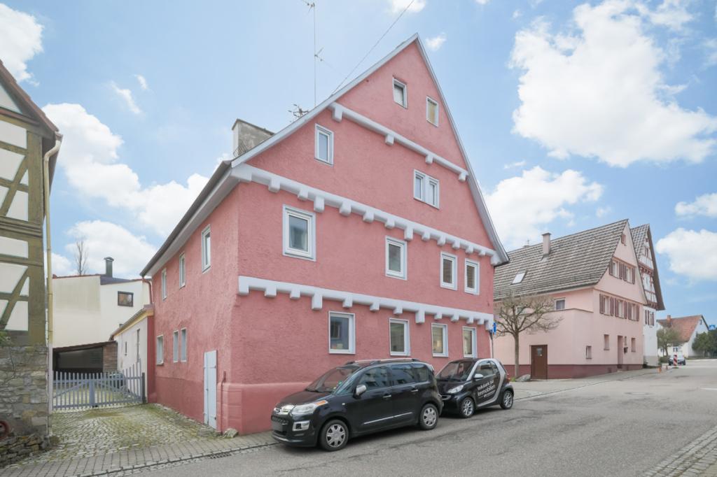 Straßenansicht