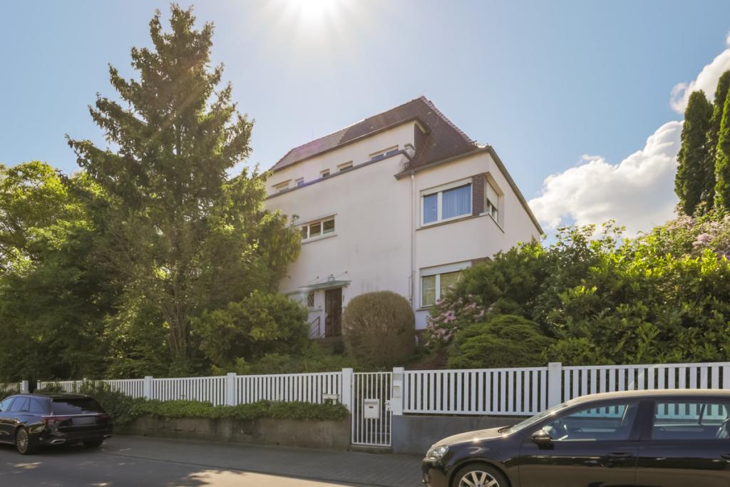 Straßenansicht