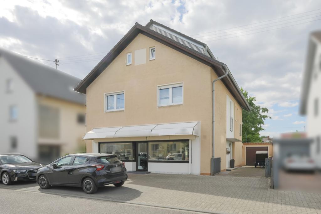 Straßenansicht