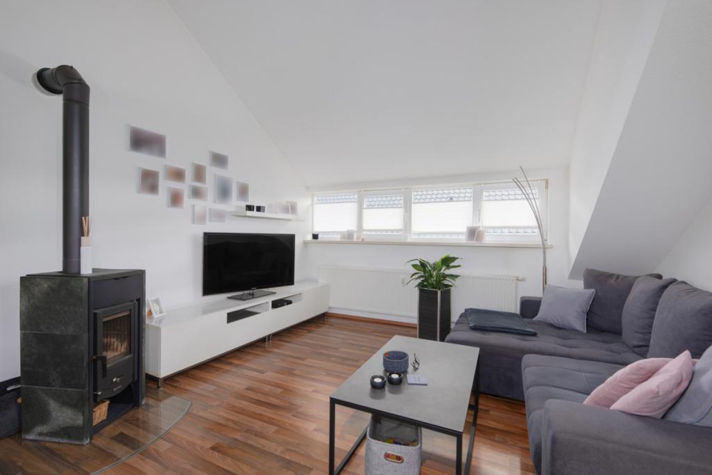 Wohnzimmer DG