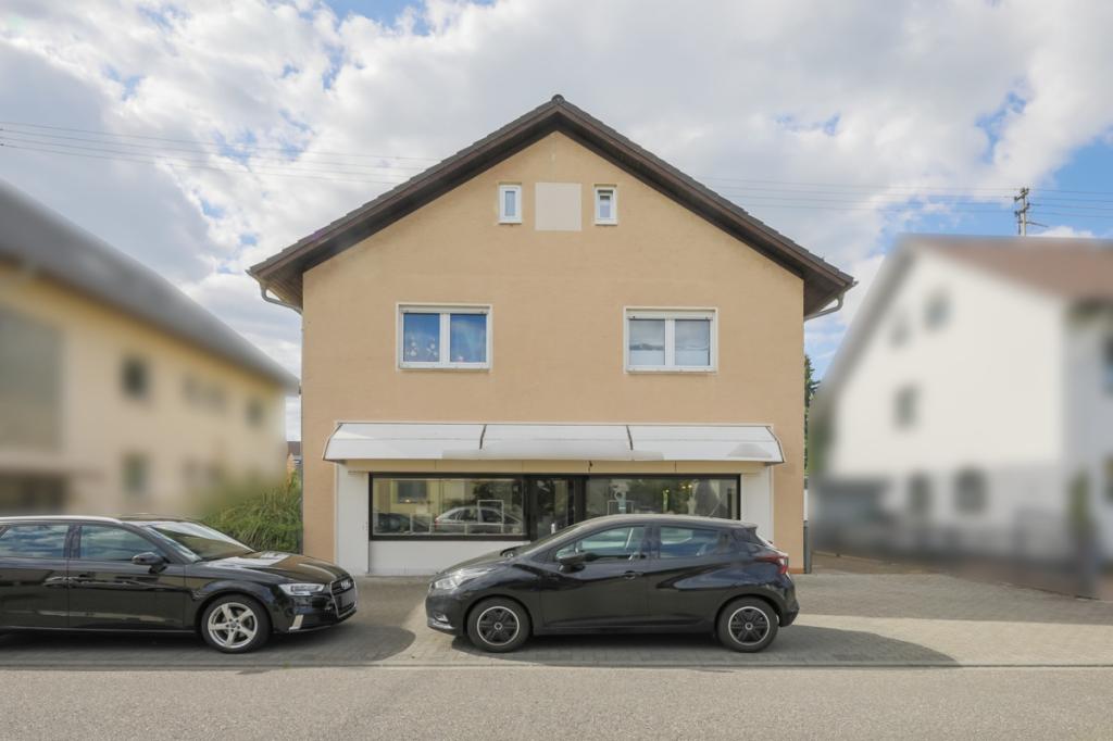 Straßenansicht