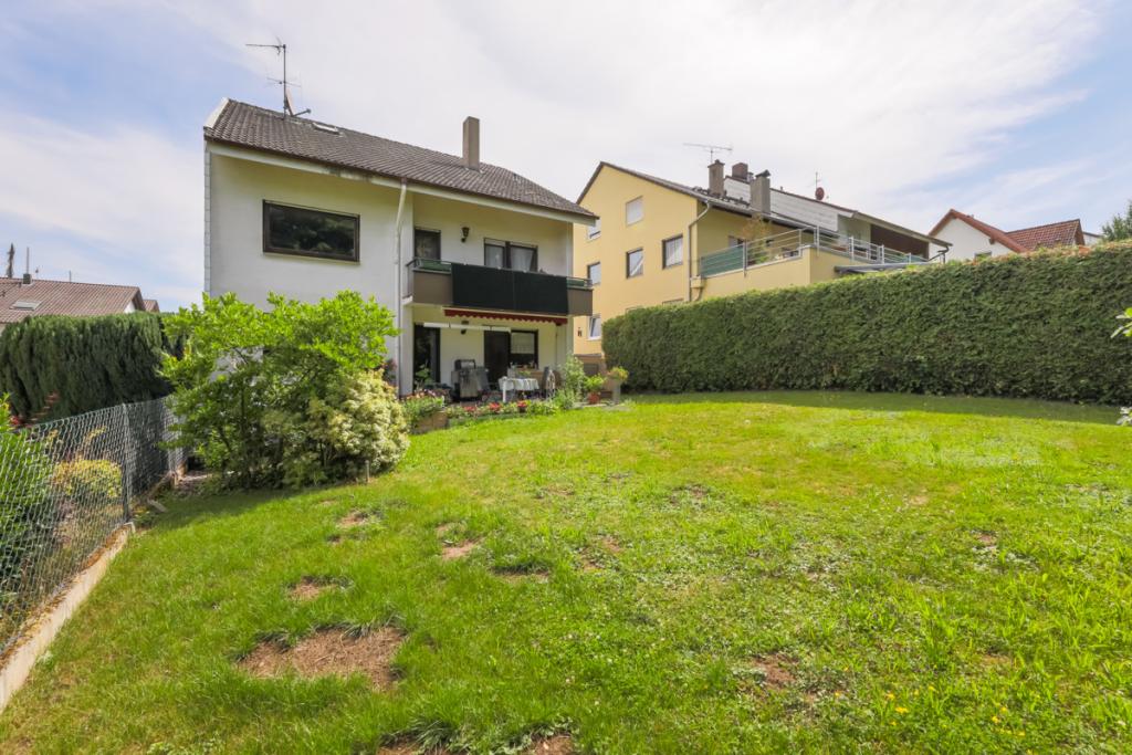 Rückansicht und Garten