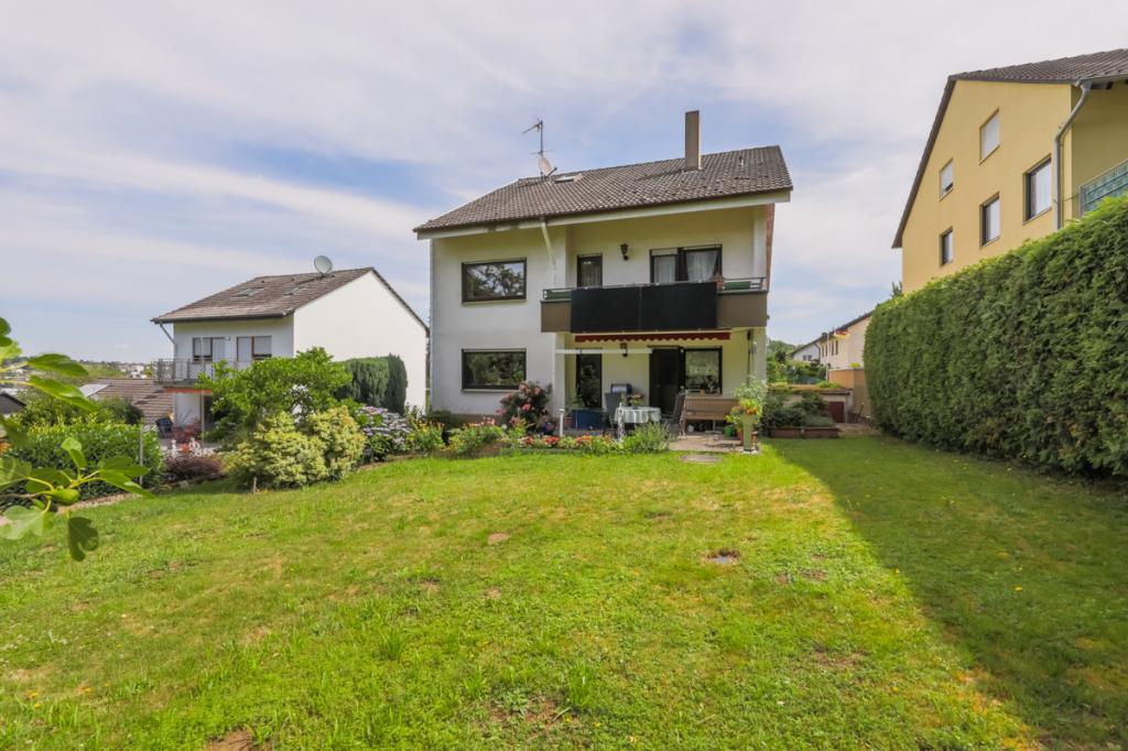 Rückansicht und Garten