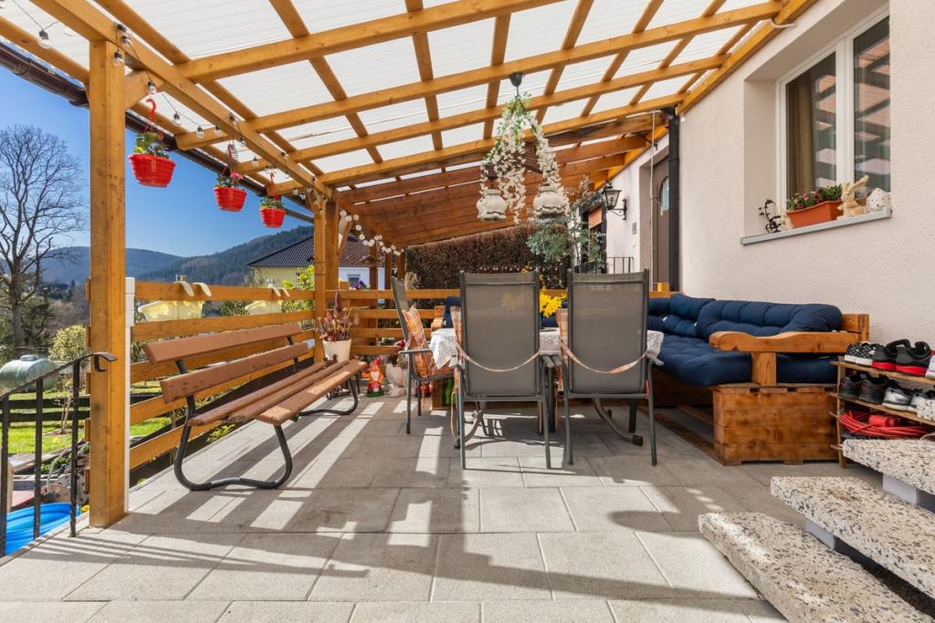 Überdachte Terrasse