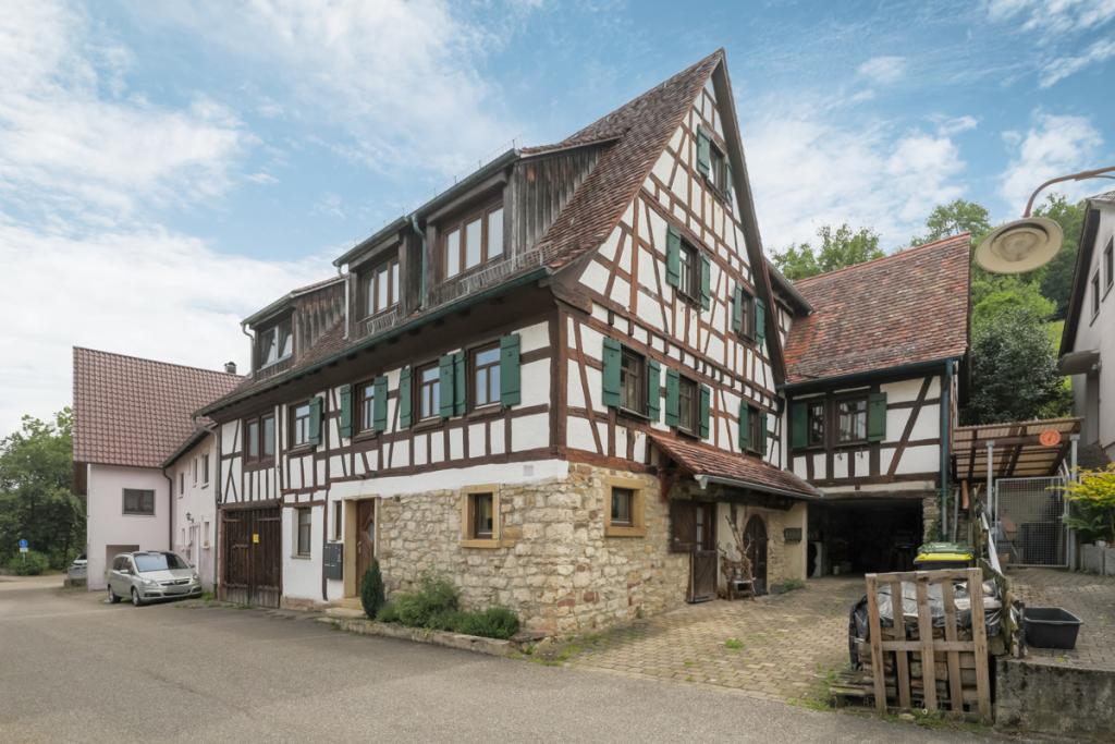 Straßenansicht