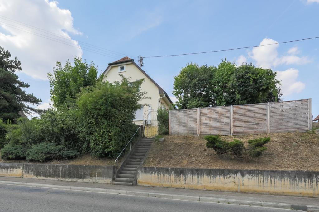 Straßenansicht