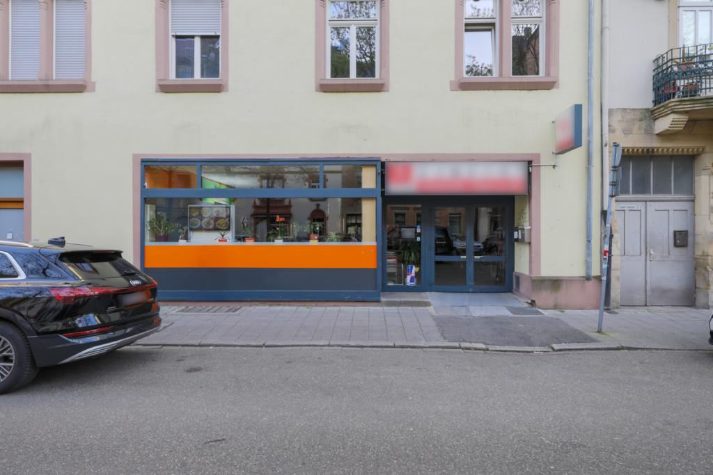 Straßenansicht