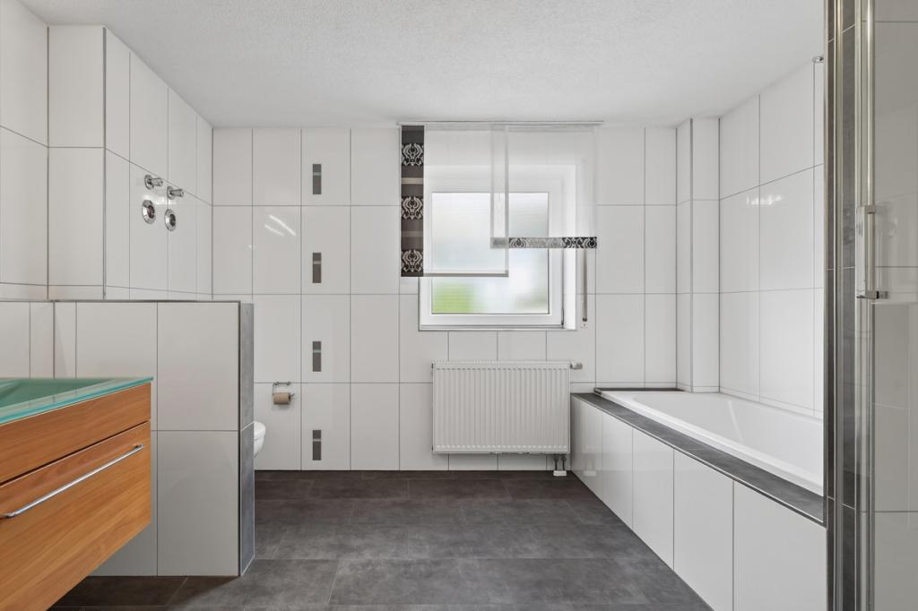 Badezimmer, Ansicht 1