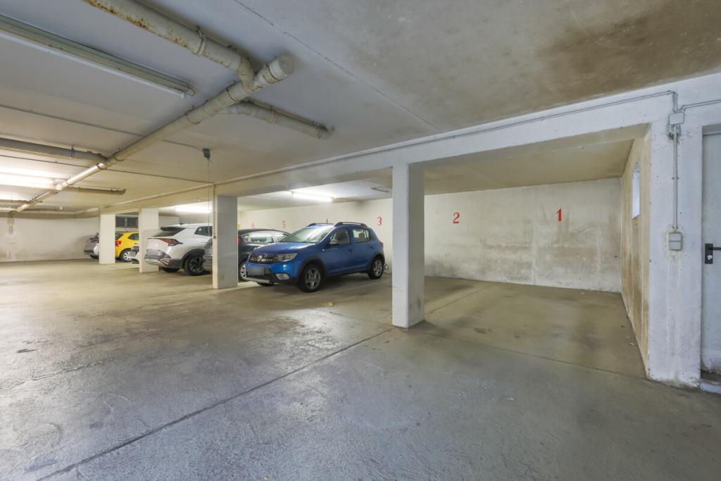 Tiefgaragenstellplatz