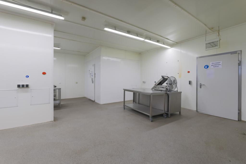 Gewerbefläche / Küche und Kühlraum