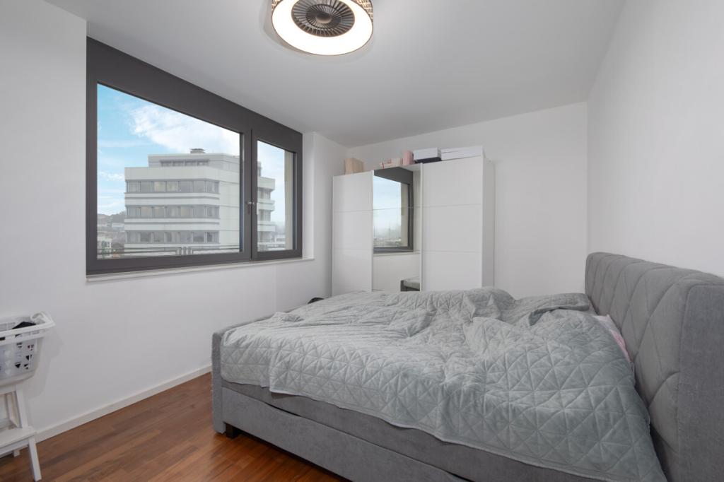 Luxuriöses Penthouse mit privatem Aufzug - Photo 2