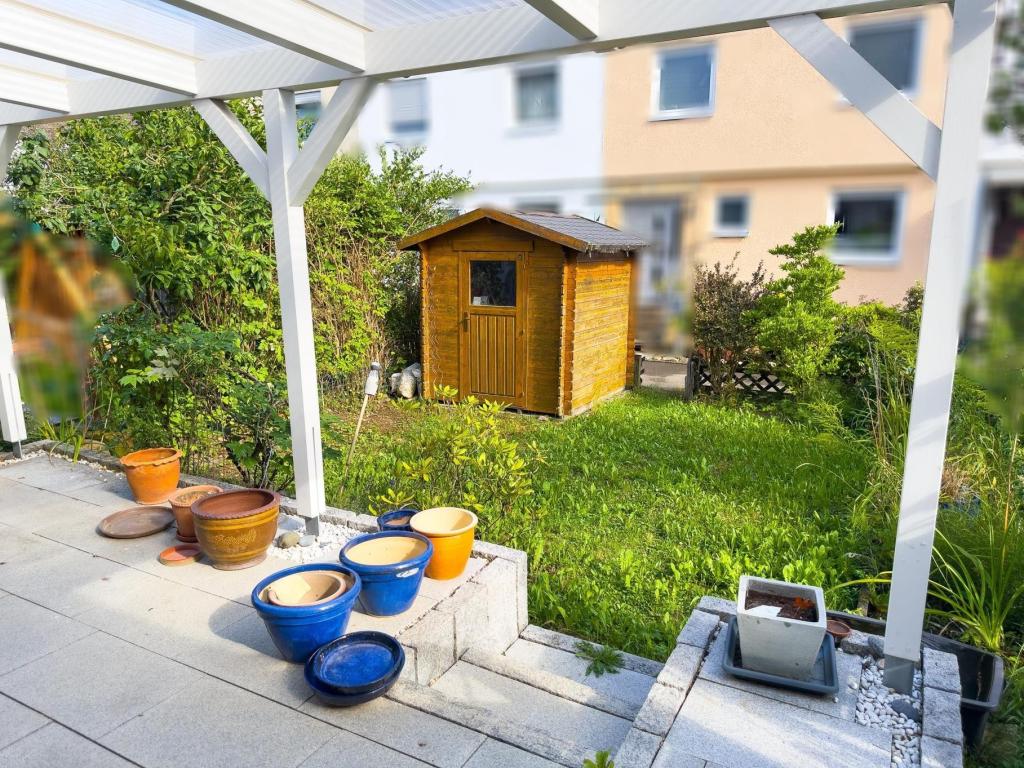 Terrasse + Garten