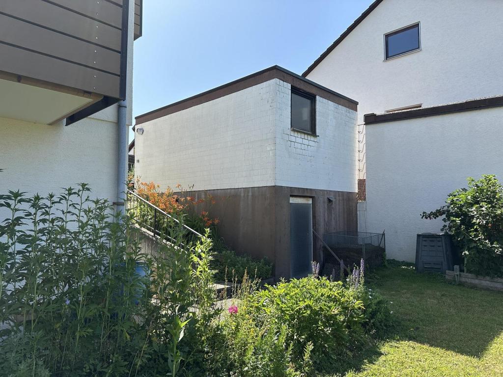 Einzelgarage unterkellert