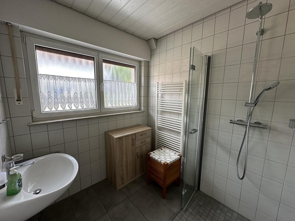 Duschbad EG