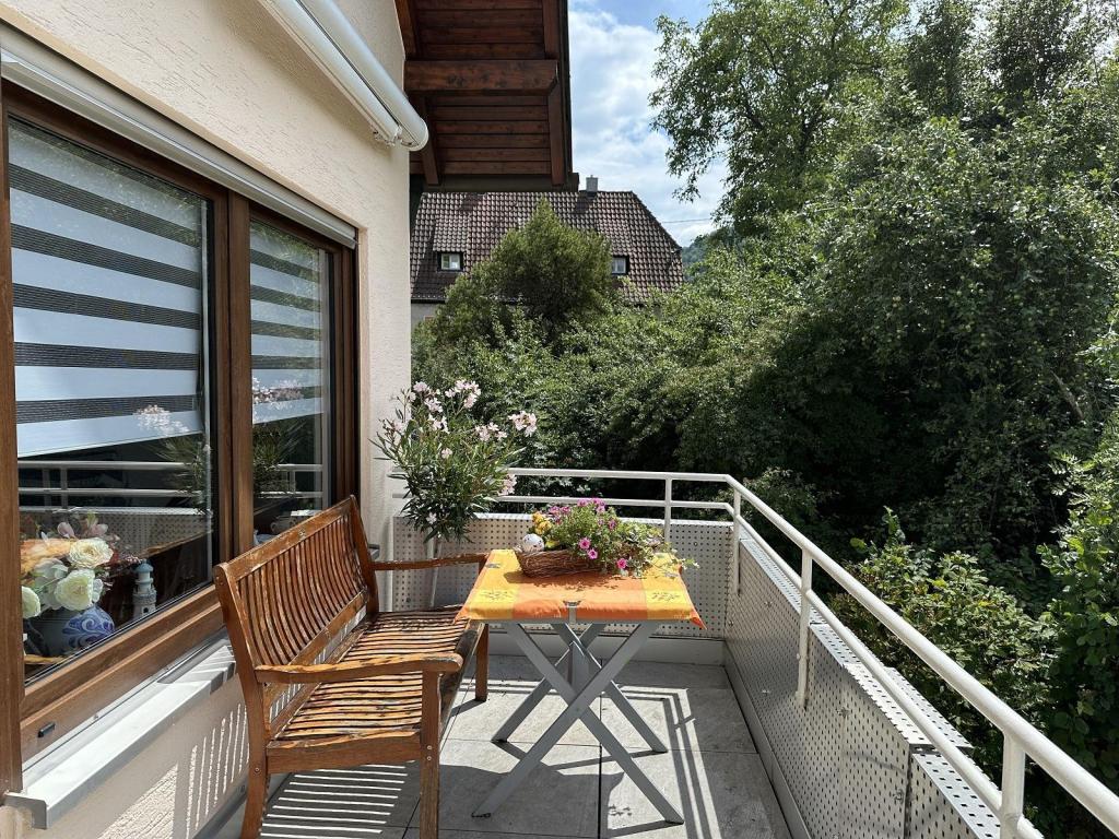 sonniger Balkon