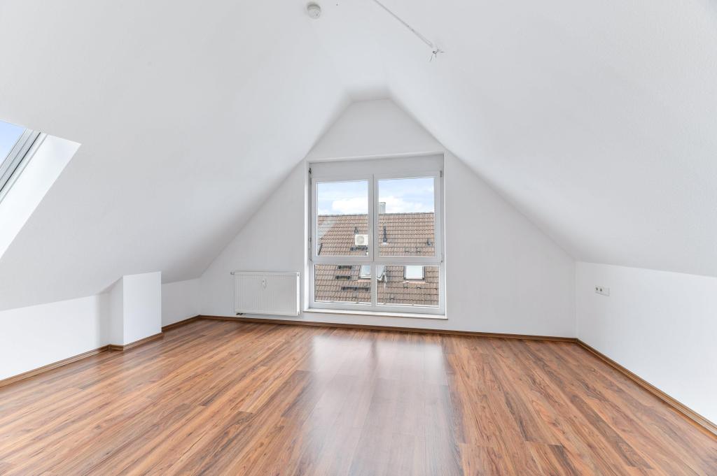 Schlafzimmer im  DG