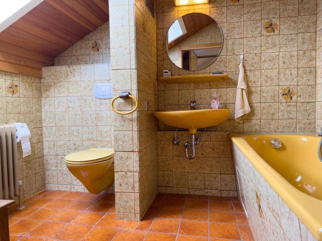 Badezimmer im DG