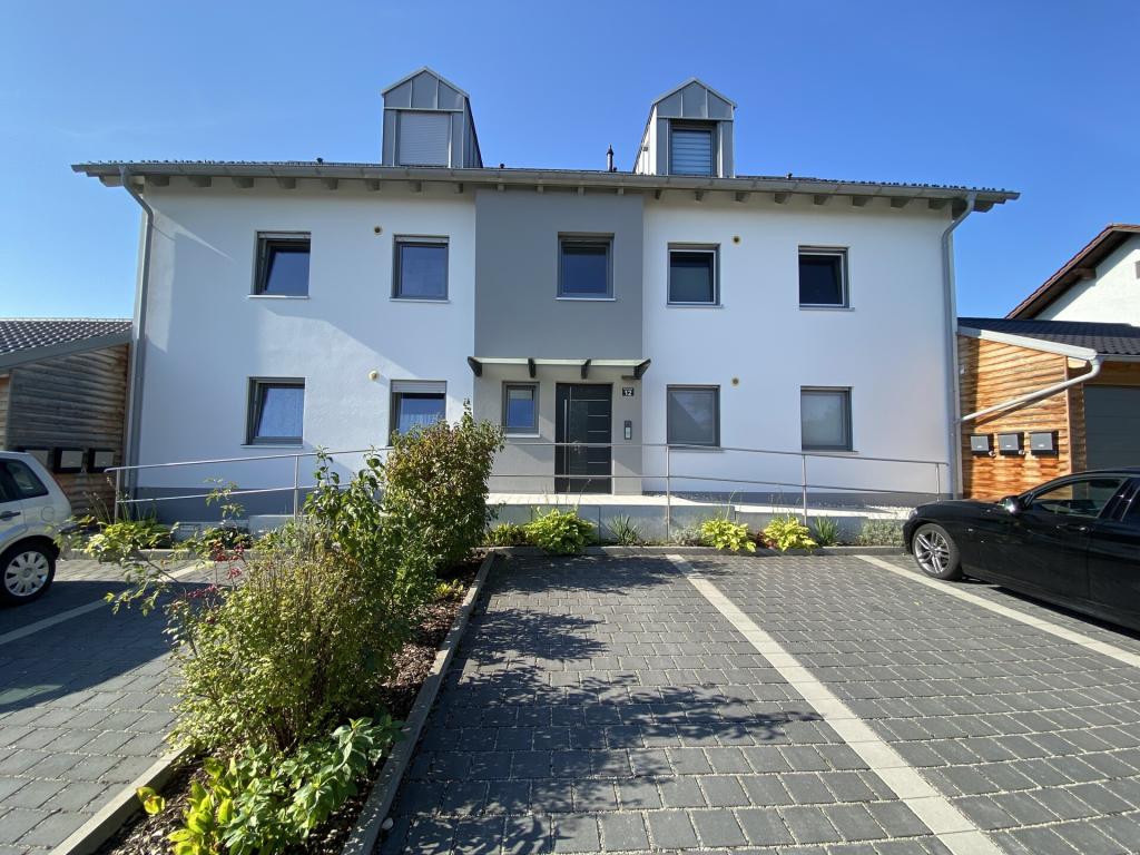 NEUWERTIGE 3-Zimmer-Wohnung mit Garage und Kfz-Stellplatz in ruhiger Siedlungslage in Taufkirchen! - Foto 5