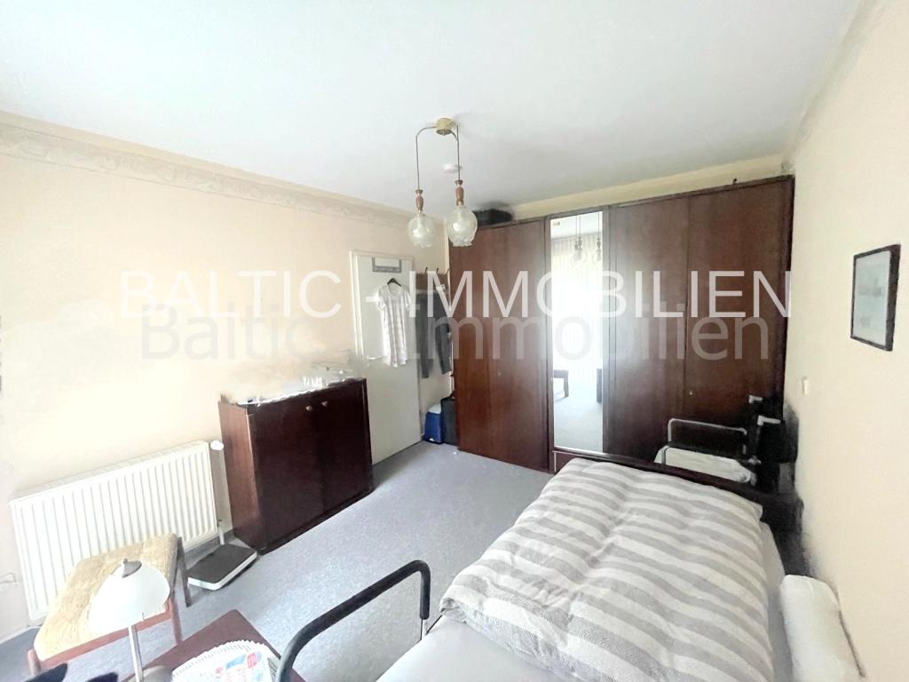 EB521E29-DD50-4DB6-8EA2-3799E8E5DF3E