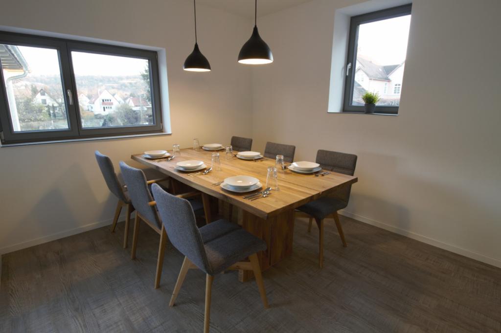 Hochwertig ausgestattetes Business-Apartment "Frida" mit Balkon in KA-Durlach - Photo 3