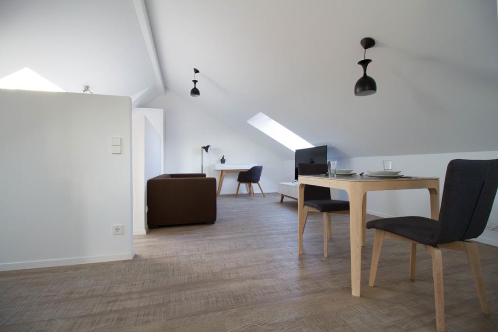 Hochwertig ausgestattetes Business-Apartment "Gustav" in KA-Durlach - Foto 1