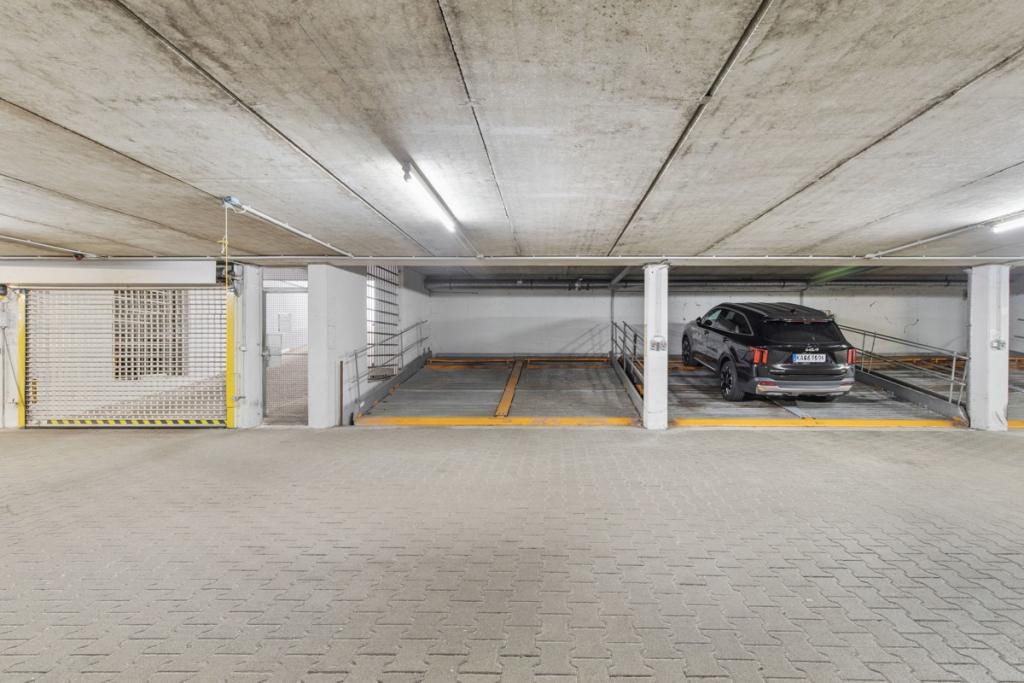 Tiefgaragen-Stellplatz