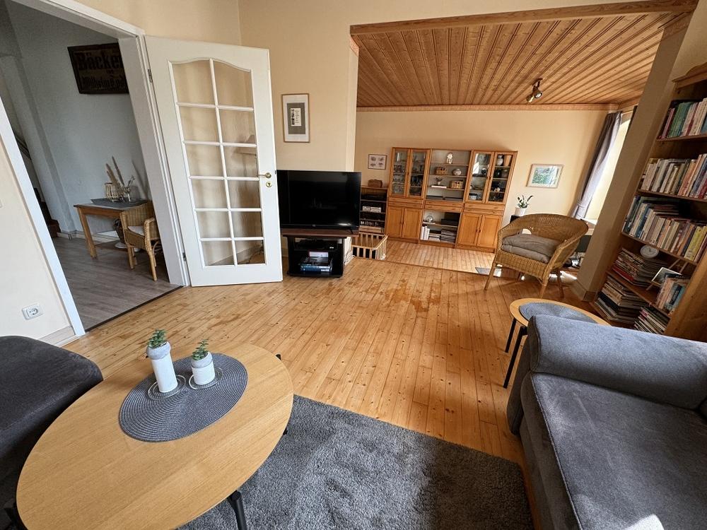 2675 EG Wohnzimmer + Büro (2)