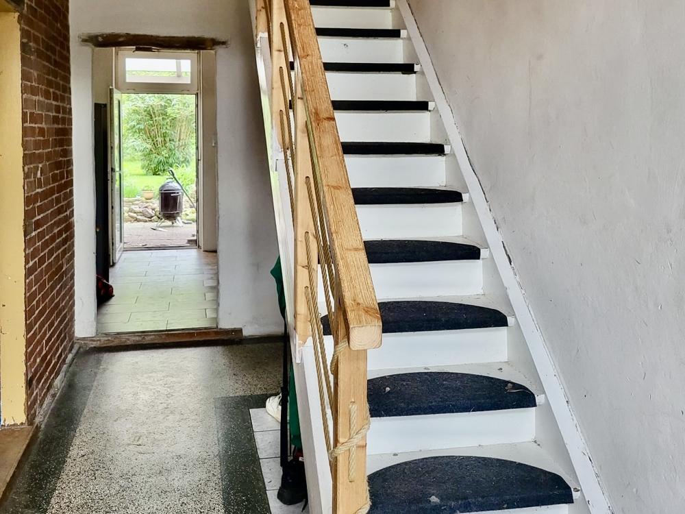 Treppe in das DG