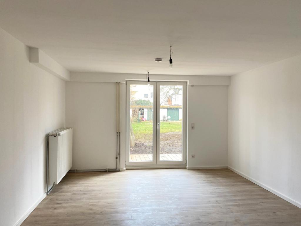Großzügiges Wohnen in ruhiger Lage mit Blick ins Grüne - Photo 2