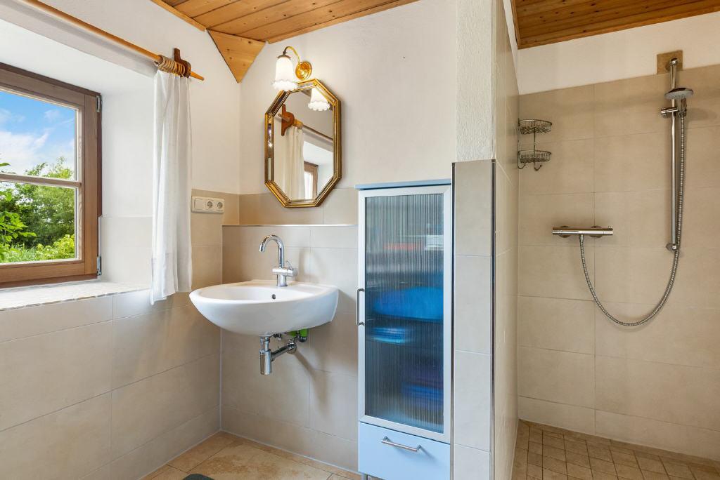 Wohnung Ost Bad EG