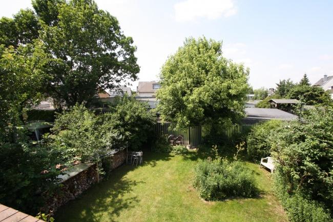 Balkon - Blick in den Garten