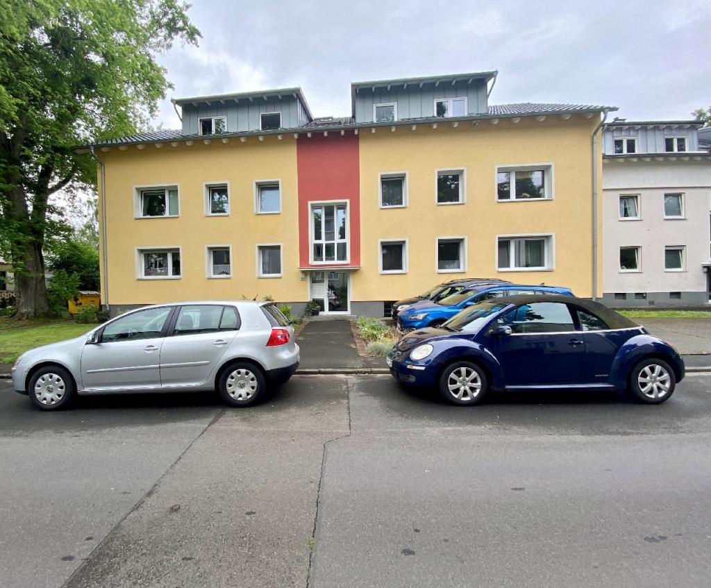 Bonn-Friesdorf: Schön geschnittene 3 Zimmerwohnung mit Balkon und Einbauküche in ruhiger Lage! - Foto 5