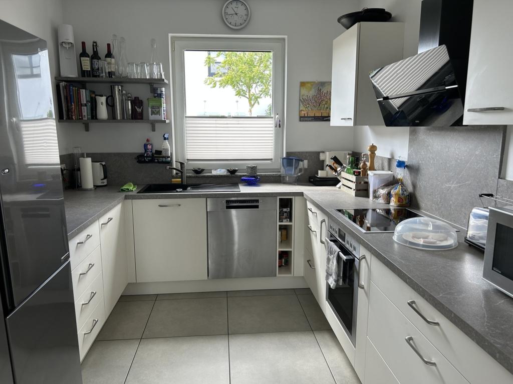Bonn Doppelhaushälfte mit Terrasse, Garten, Garage u. Luftwärmepumpe! - Photo 4